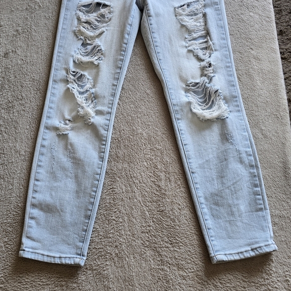 Judy Blue Boyfriend Fit distressed light wash jeans size 5/27 - Picture 5 of 13